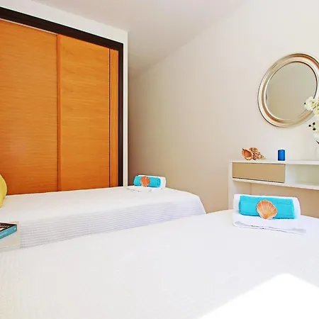 Apartment In Albufeira Near The Beach